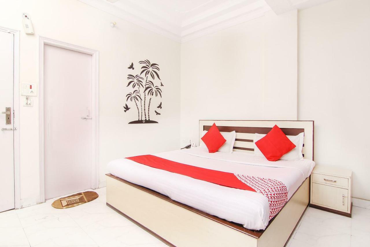 Oyo 14345 Hotel Panchsheel Bénarès Extérieur photo