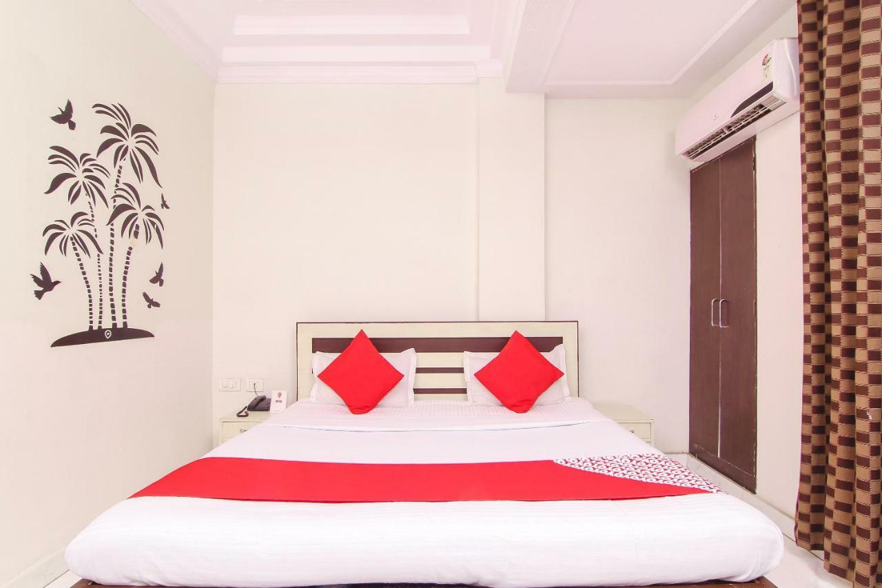 Oyo 14345 Hotel Panchsheel Bénarès Extérieur photo